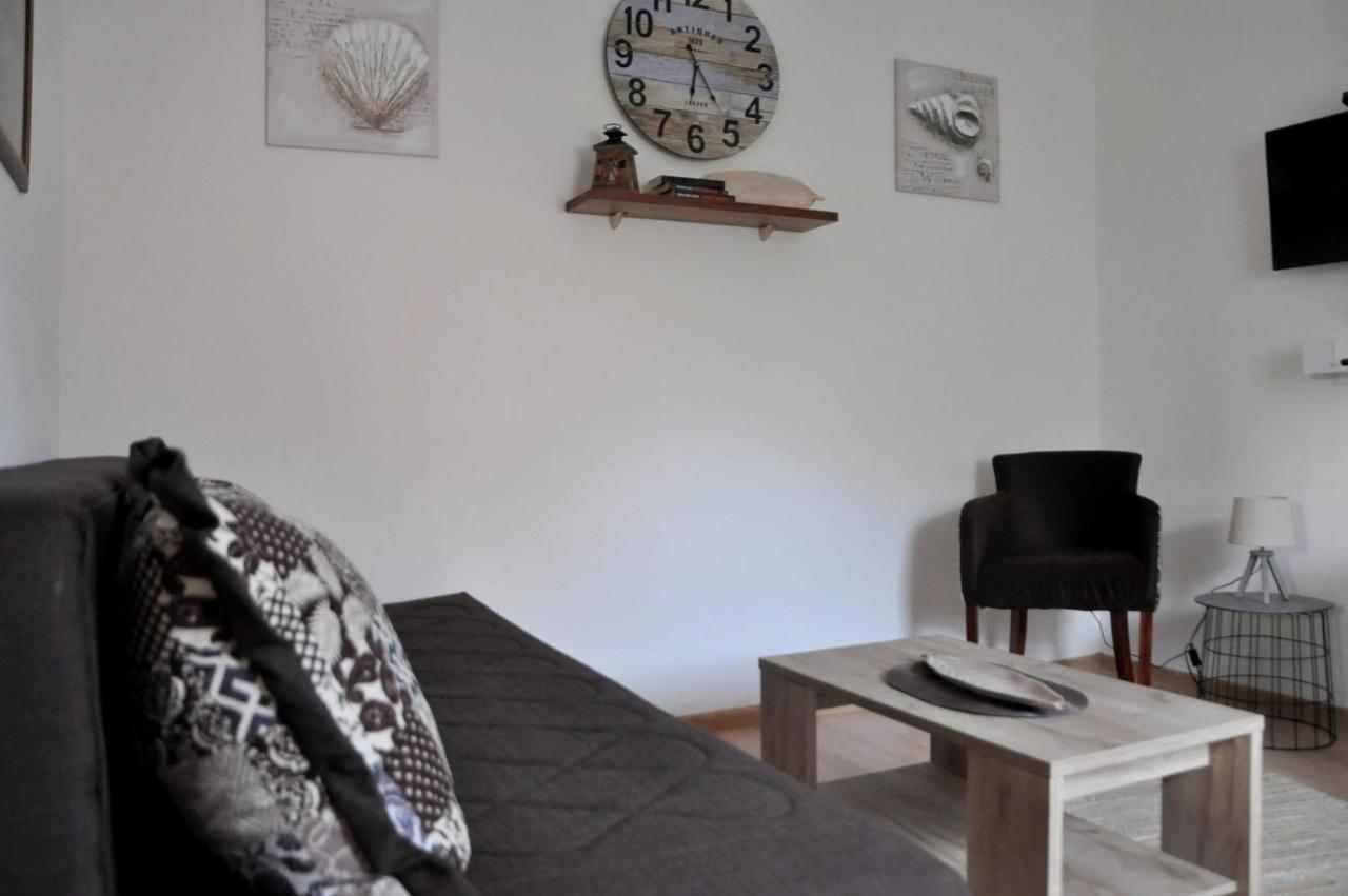 Old Marine House Apartment Tivat Bagian luar foto