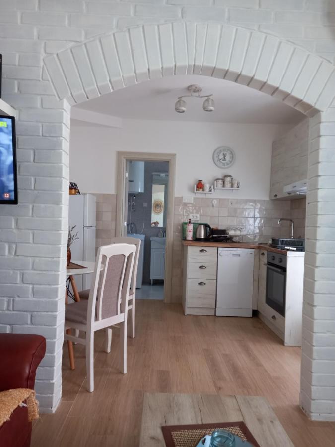Old Marine House Apartment Tivat Bagian luar foto